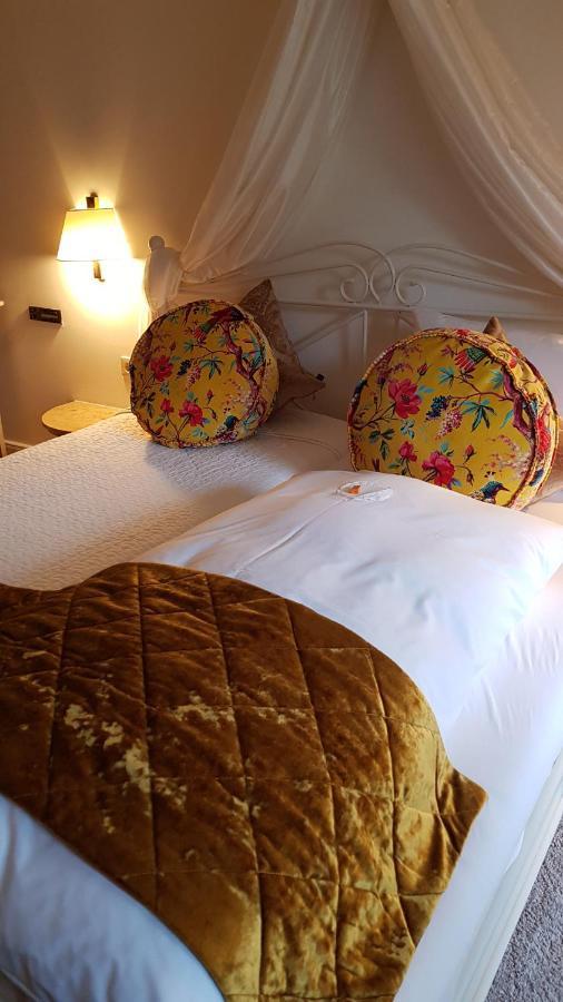 Das Kleine Hotel Iphofen, Fruehstueckszauber, No Waste, Nachhaltig, Nahe Aller Weingueter, Knauf Gips Kg Und Connekt, Kleines Secret Mit Garten & Terrassen, Tv Mirrorring, 55" Tv, Fine Dining, Hunde Willkommen Bagian luar foto