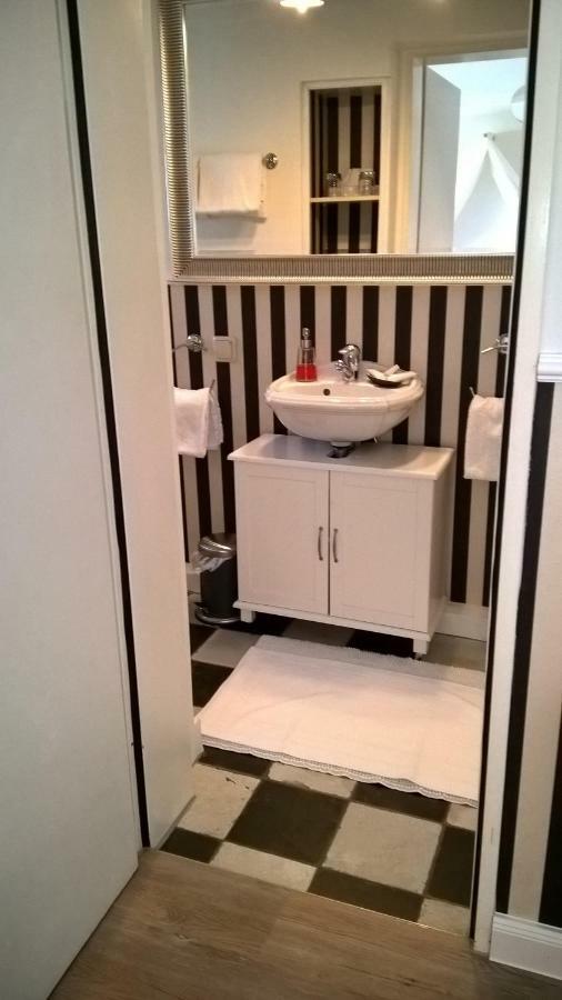 Das Kleine Hotel Iphofen, Fruehstueckszauber, No Waste, Nachhaltig, Nahe Aller Weingueter, Knauf Gips Kg Und Connekt, Kleines Secret Mit Garten & Terrassen, Tv Mirrorring, 55" Tv, Fine Dining, Hunde Willkommen Bagian luar foto